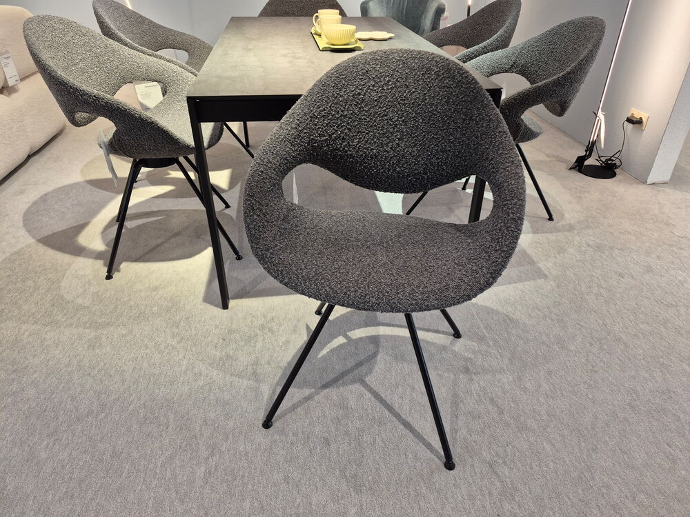 Schalenstuhl Moon Tonon 50% Rabatt